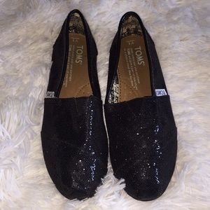 Brand New Girls Shimmer Shoes - Toms